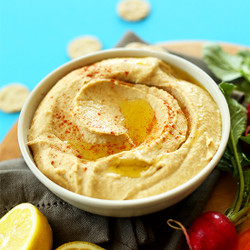 Easy 5-minute Microwave Hummus