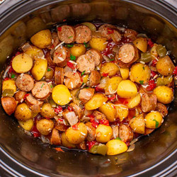 Crockpot Sausage And Potatoes