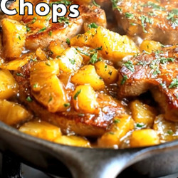 Sweet &amp; Savory Pineapple Pork Chops