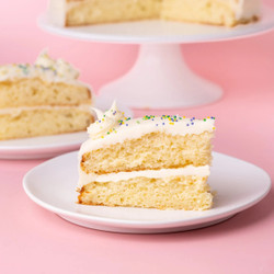 How To Make Box Cake Mix Better With Two Simple Add-ins (so Moist!)