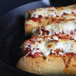 Baked Garlic Bread Meatball Subs