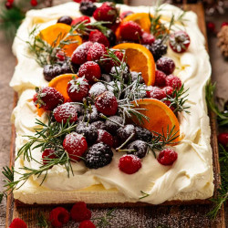 Easy Christmas Cheesecake Slab - No Bake!