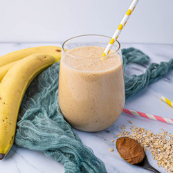 Lotus Biscoff Oatmeal Smoothie (vegan)