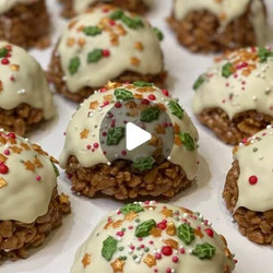 Christmas Pudding Krispie Cakes