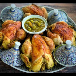 Poulet Aux Olives À La Marocaine (djaj Mhamer Bedarmira)