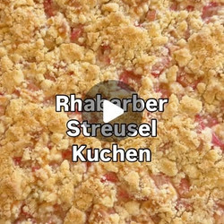 Rhabarberkuchen Mit Süßen Streuseln