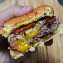 Egg Stuffed Burger