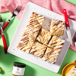 Lazy Morning Eggnog Coffee Cake