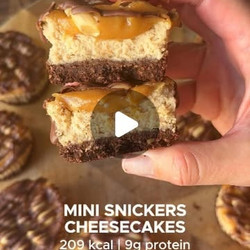 Mini Snickers Cheesecakes