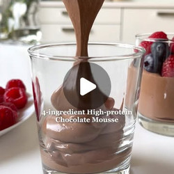 4-ingredient High-protein Chocolate Mousse