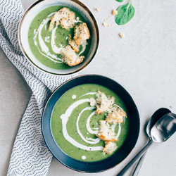 Spinaziesoep Met Croutons