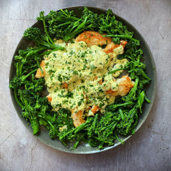 Chicken With Lemon, Cream And Parsley Sauce