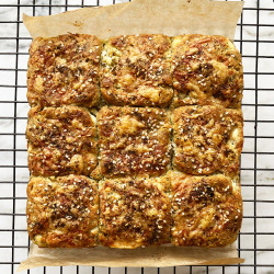Pull-apart Scones With Za'atar And Feta