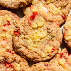 Vegan Strawberry Shortcake Cookies