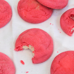 Single-serve Strawberry Cheesecake Cookie