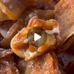 Apple Pie Rangoons