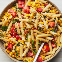 Pasta Salad With Corn And Tomatoes