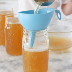 Instant Pot Chicken Broth