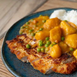 Japanese Katsu Curry Recipe With Potatoes, Carrots, And Peas