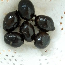 Green Walnuts preserve / unreife Walnusse