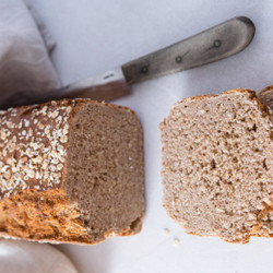 Haferflockenbrot