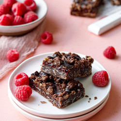 Chocolate Raspberry Crumb Bars