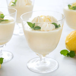 Citronfromage - Opskrift På Den Luftige Friske Klassiske Dessert