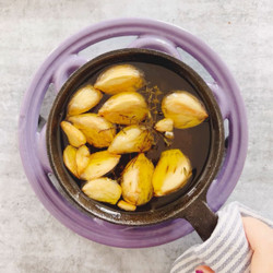 How To Make Garlic Confit | Easy And Delicious