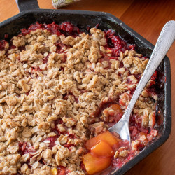 Strawberry-nectarine Crisp