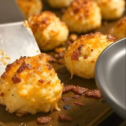 Loaded Potato Bites 🥔🧀