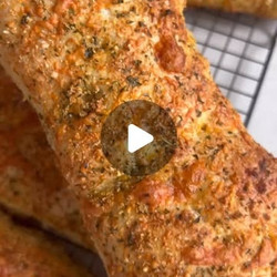 Italian Herb &amp; Cheese Sandwich Rolls