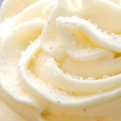 Starbucks (copycat) Vanilla Bean Cupcakes (Made)