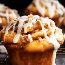Cinnamon Roll Muffins