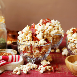 Pepperoni Pizza Popcorn