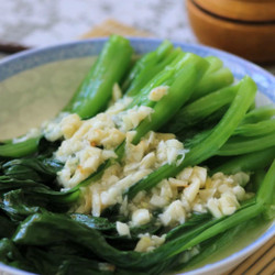 Suan Rong You Choy (蒜蓉菜心)