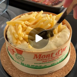 Mac &amp; Cheese X Mont D'or