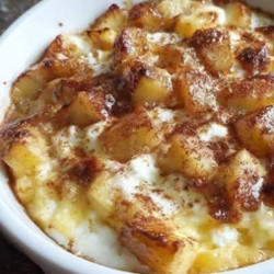 Baked Apple Cinnamon Cottage Cheese Breakfast Bowls