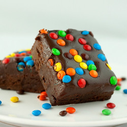 Copycat Cosmic Brownies (FUDGY!)