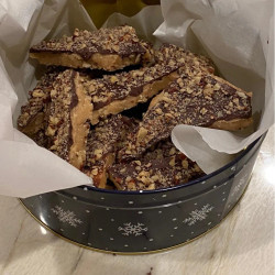 English Toffee Recipe: A Sweet And Buttery Homemade Treat