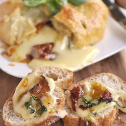 Baked Brie In Puffed Pastry