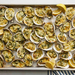 Rockin' Oysters Rockefeller