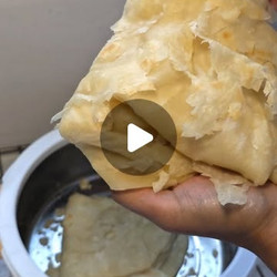 Oil Roti / Buss Up Shut