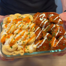 honey buffalo chicken mac and cheese