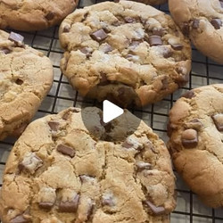 The Ultimate Chunky Chocolate Chip Cookies