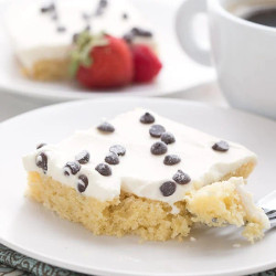 Cannoli Sheet Cake