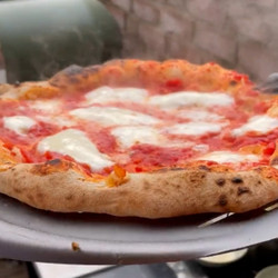24h Pizzateig – Für 4 Pizzen A 250g