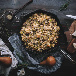 Cornbread Stuffing With Leeks, Sausage, &amp; Pears