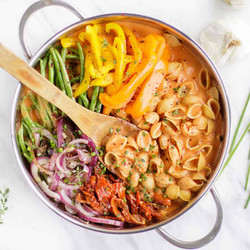 Vegan One Pot Pasta With Creamy Tomato Sauce (PS VG)