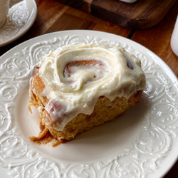 Homemade Pumpkin Cinnamon Rolls
