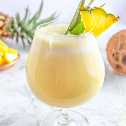 Piña Colada Mocktail With 3 Ingredients
